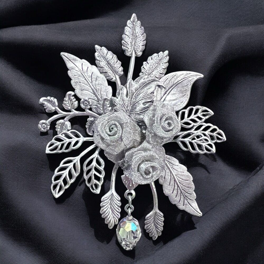 Vintage  Silver-Tone Filigree Floral Brooch – Ornate Layered Design, Dimensional